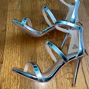 Steve Madden Feelya Silver Sandal Heels size 6.5
